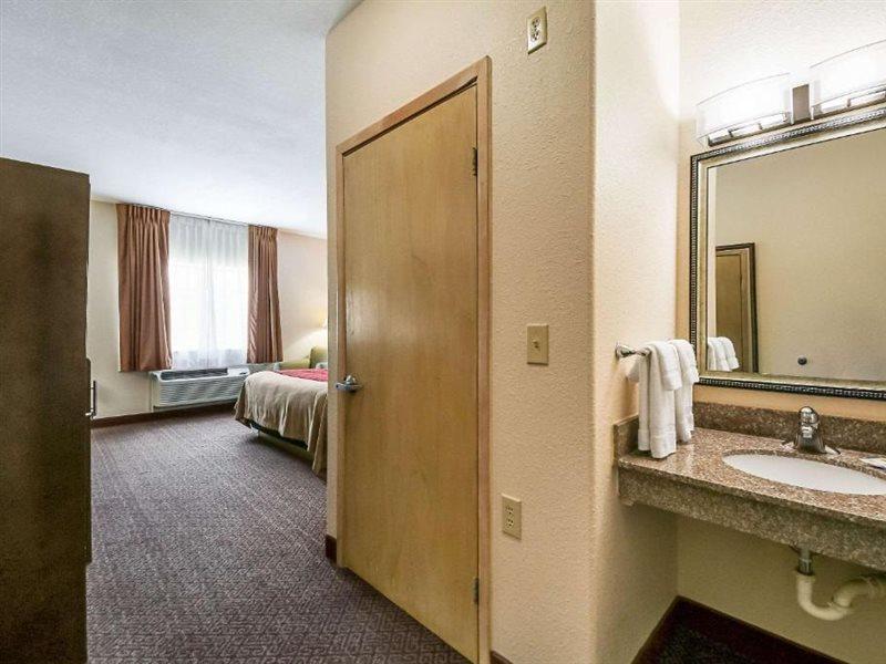 Quality Inn Kingsville Hwy 77 Экстерьер фото